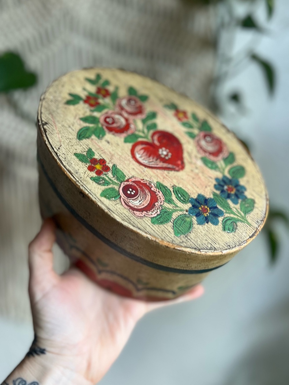 Vintage Scandinavian Folk Art Bentwood Oval Box Heart Floral Trinket Norwegian